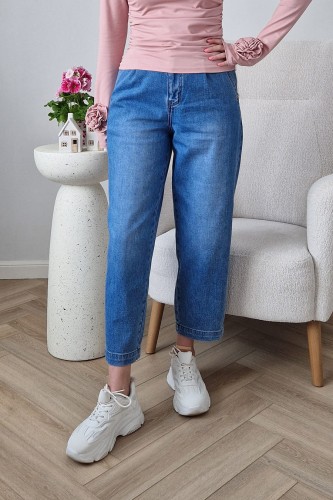 Spodnie jeansowe Solonge typu mom fit z gumką w pasie z tyłu jasne