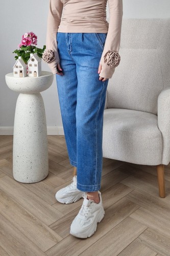 Spodnie jeansowe Solonge typu mom fit z gumką w pasie z tyłu jasne