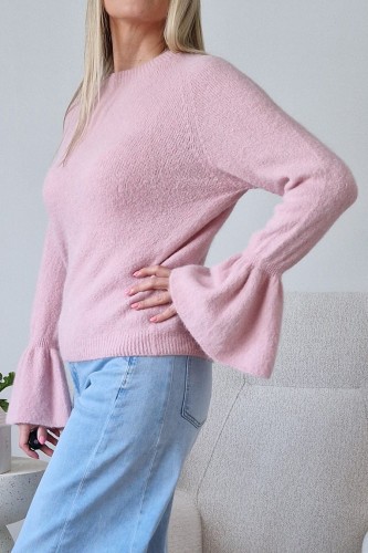Sweter Bellis z baby alpaką z rozkloszowanymi rękawami typu dzwonek pastelowy róż