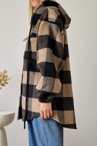 Kurtka Kira oversize z kapturem w kratę beżowo-czarna