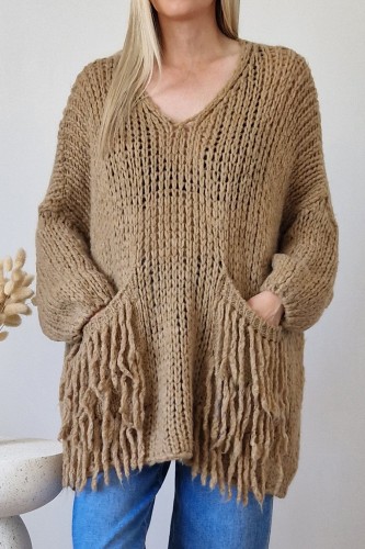 Sweter Jennifer oversize z frędzlami karmelowy