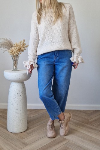 Sweter Lolly z moherem i wełną i z rękawami z falbanką śmietankowy
