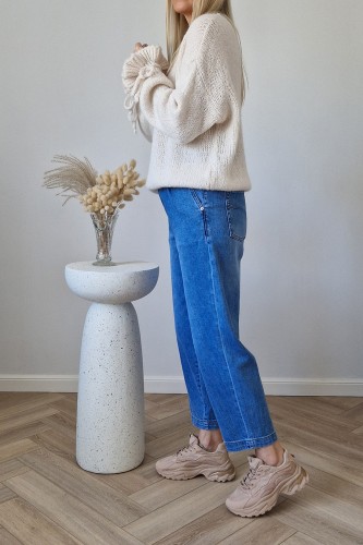 Sweter Lolly z moherem i wełną i z rękawami z falbanką śmietankowy