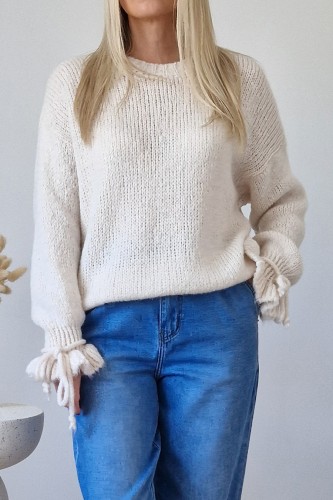 Sweter Lolly z moherem i wełną i z rękawami z falbanką śmietankowy