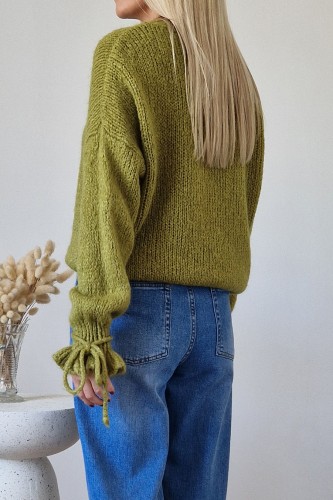 Sweter Lolly z moherem i wełną i z rękawami z falbanką oliwkowy